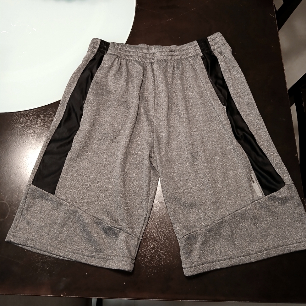 RBX boy's short gray Sz L (14-16) EUC